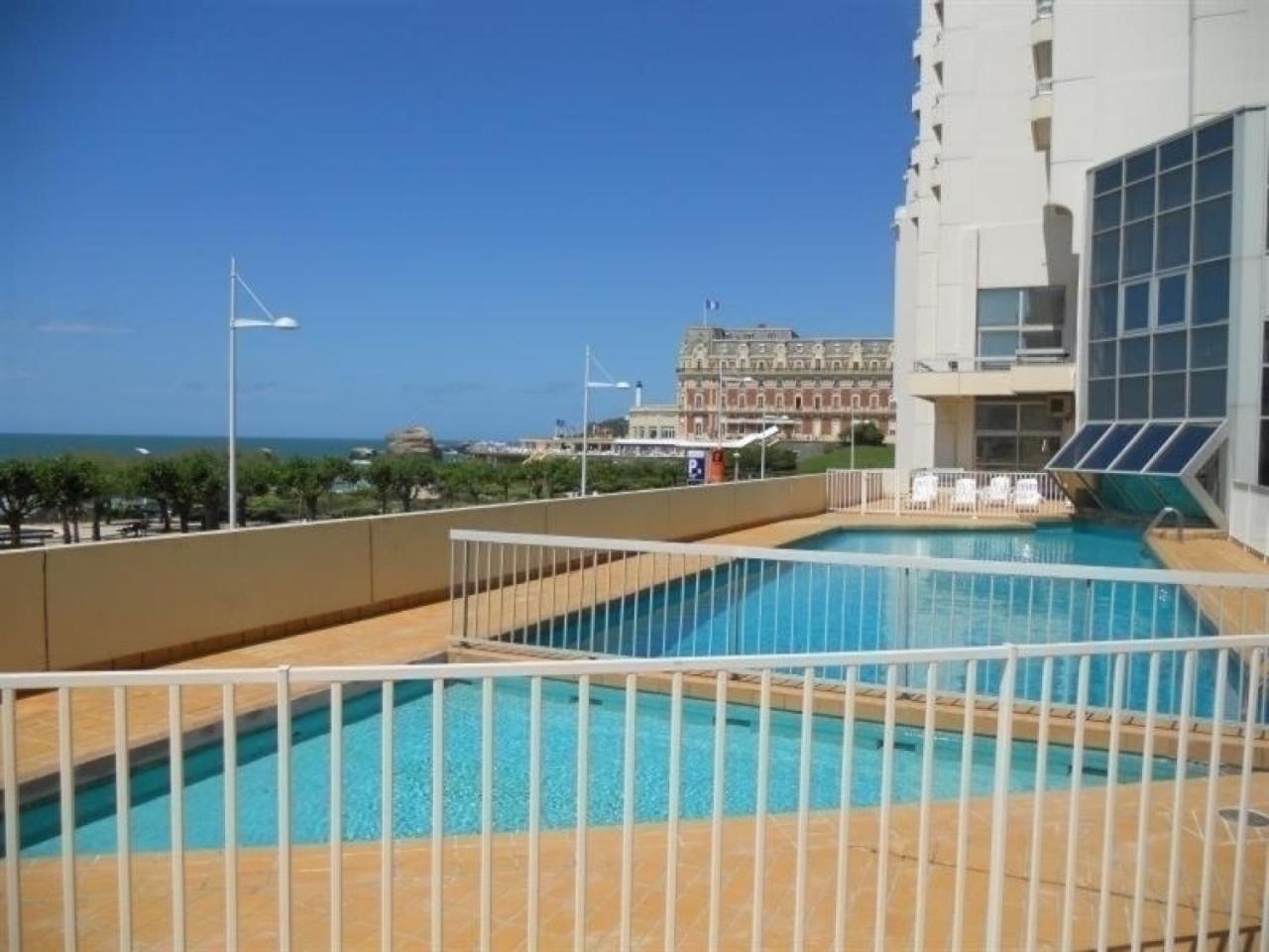 Charmant Studio En Centre-Ville Avec Piscine Proche Grande Plage - Fr-1-3-410 Biarriz Exterior foto